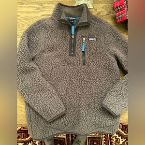 Like new Patagonia fleece pullover grey